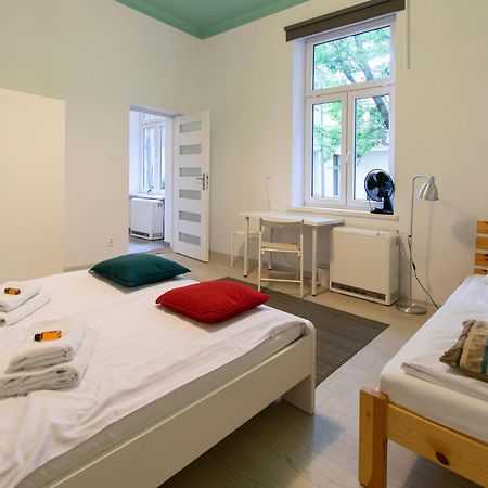 Light Apartment Zyblikiewicza Street คราคูฟ ภายนอก รูปภาพ