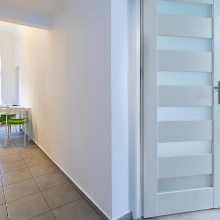 Light Apartment Zyblikiewicza Street คราคูฟ ภายนอก รูปภาพ