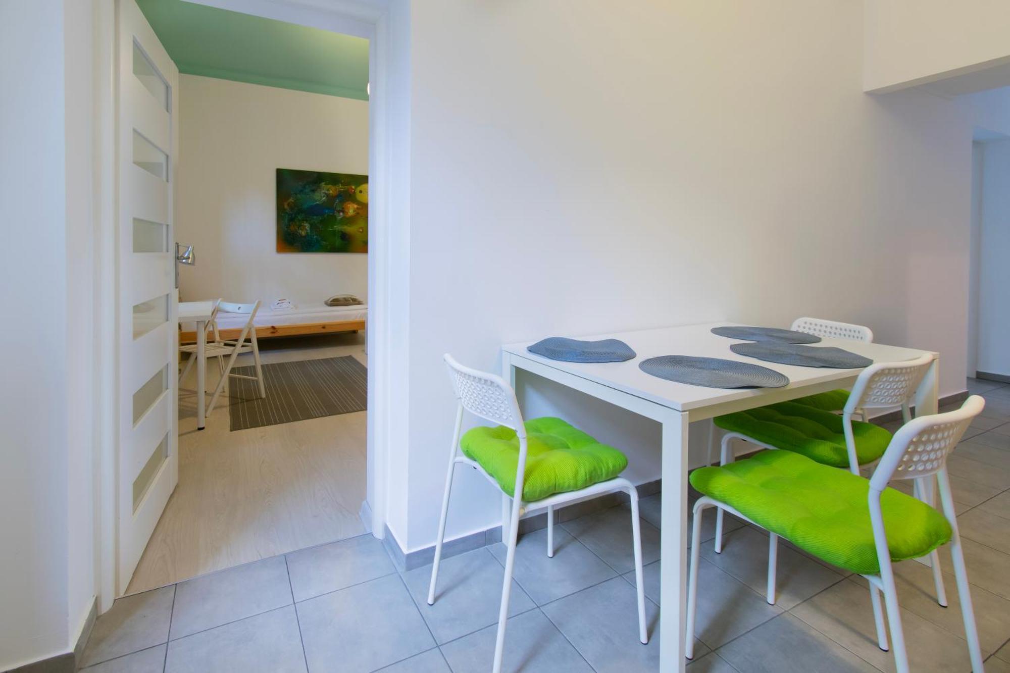 Light Apartment Zyblikiewicza Street คราคูฟ ภายนอก รูปภาพ