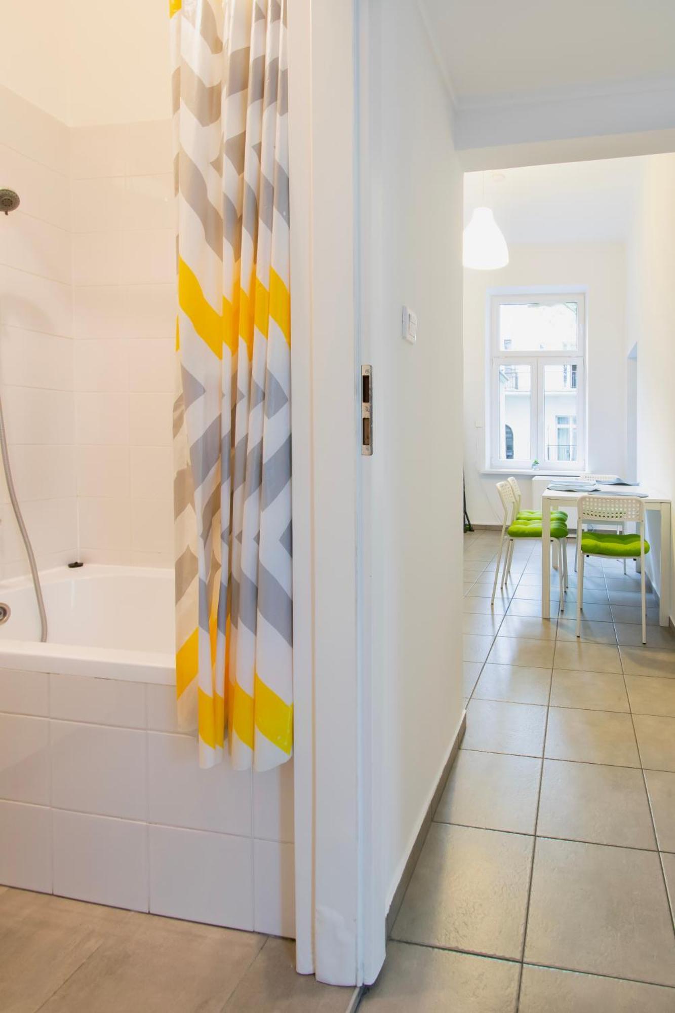 Light Apartment Zyblikiewicza Street คราคูฟ ภายนอก รูปภาพ